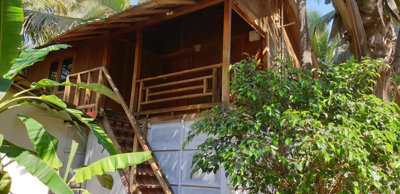 Shiva Cottages マンドレム エクステリア 写真