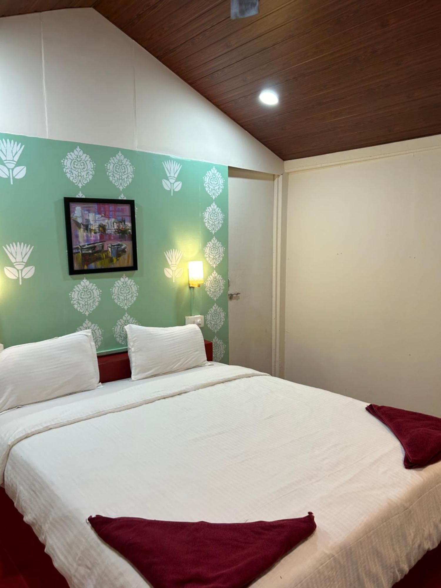 Shiva Cottages マンドレム エクステリア 写真