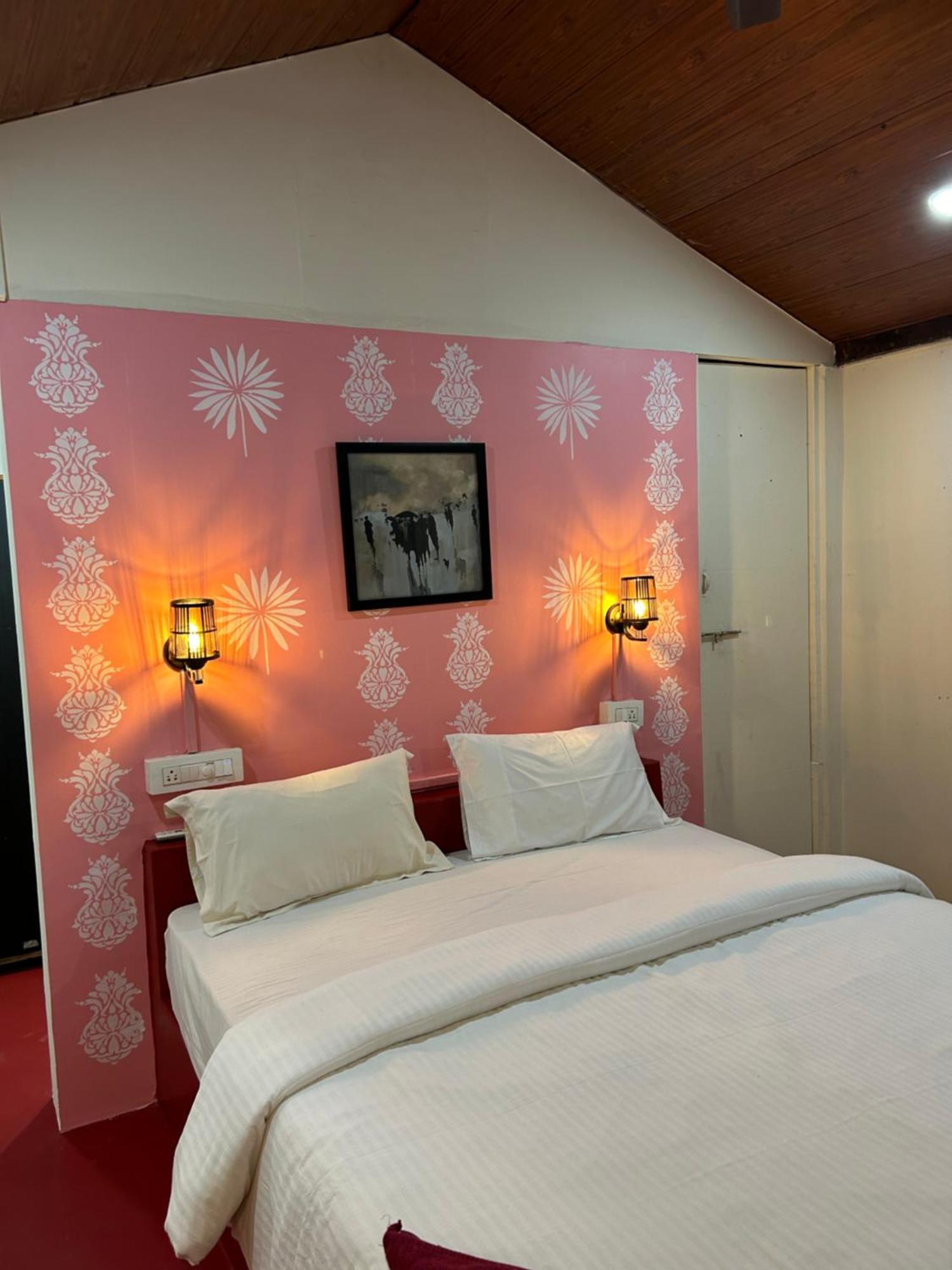 Shiva Cottages マンドレム エクステリア 写真